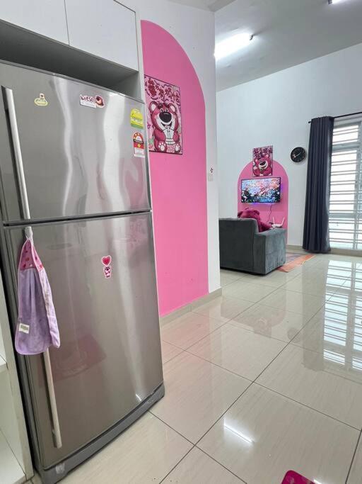 B1711 Austin Height Lotso Bear Netflix Bystay Apartment