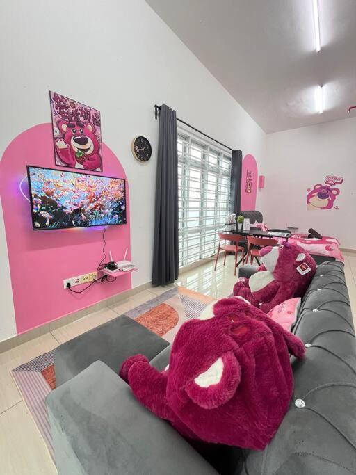 B1711 Austin Height Lotso Bear Netflix Bystay Apartment